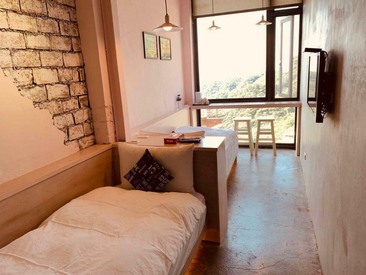 M Bar House Apartment จิ่วเฟิ่น ภายนอก รูปภาพ